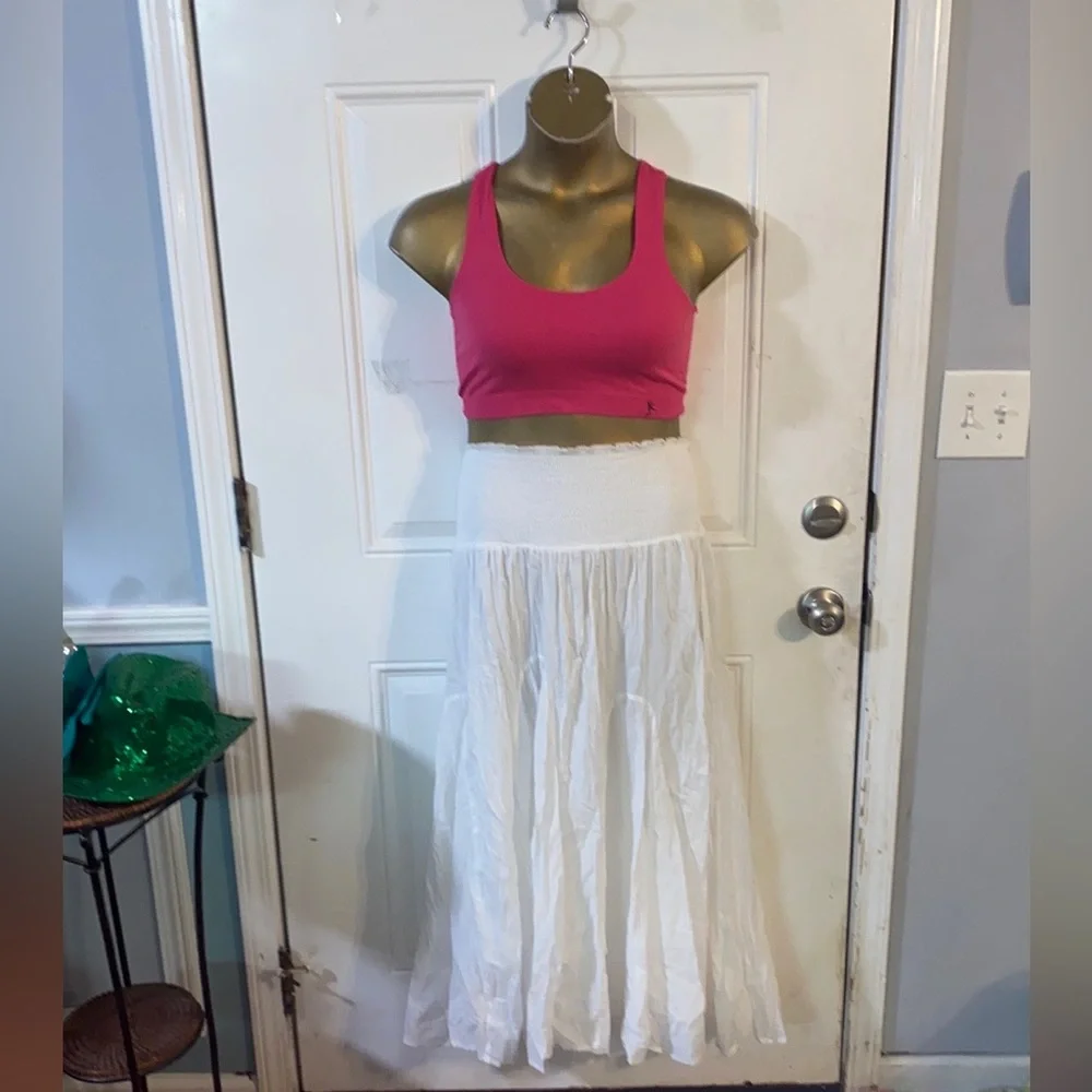 Plus Size Racerback Sports Bra - Picture 2 of 8